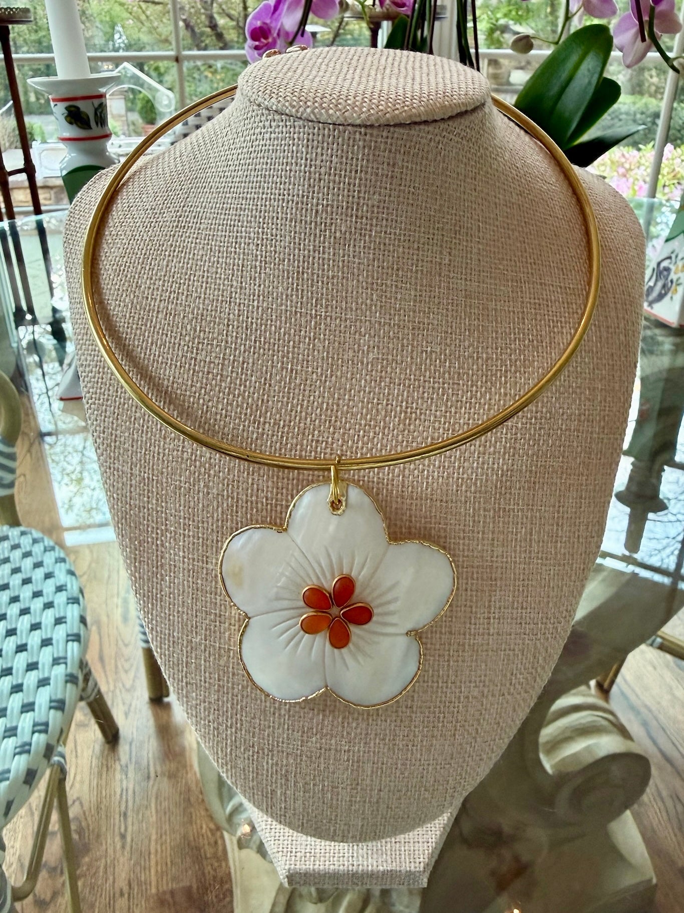 Simple Necklaces with Large Charms